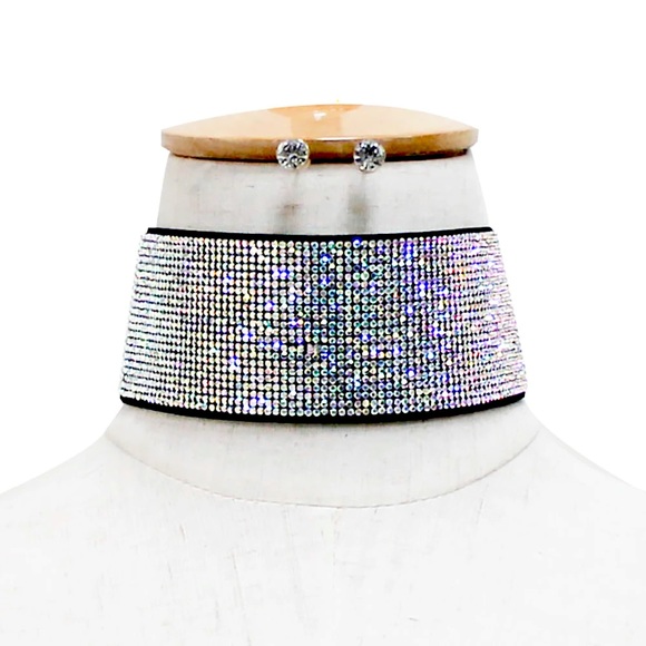 Choker - Picture 1 of 1